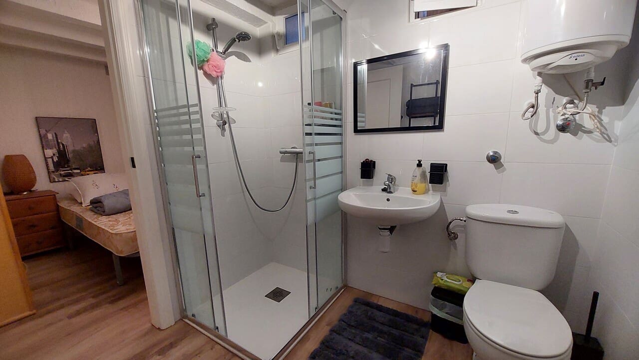 4 bedroom Villa for sale in El Pareton - € 185,000 (Ref: 9510344)