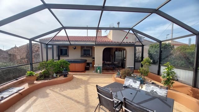 4 bedroom Villa for sale in El Pareton, Totana - € 185,000 (Ref: 9510344)