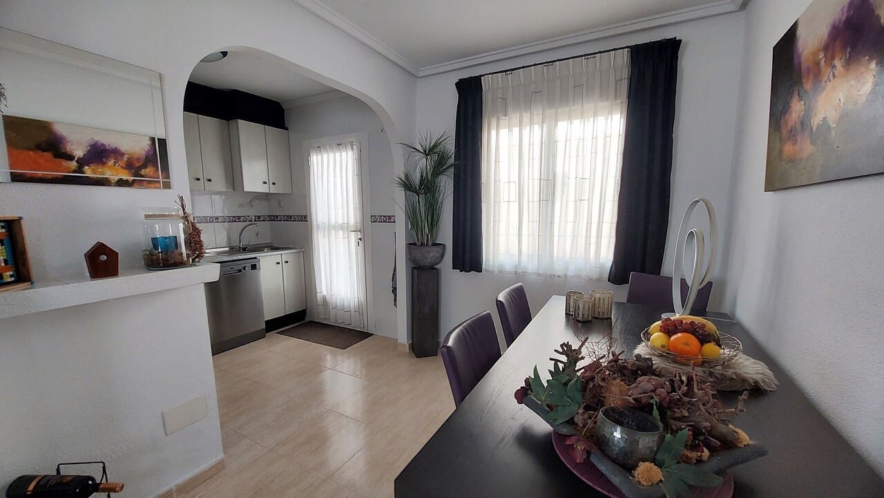 2 slaapkamer Halfvrijstaande villa te koop in Camposol - € 119.995 (Ref: 9579205)