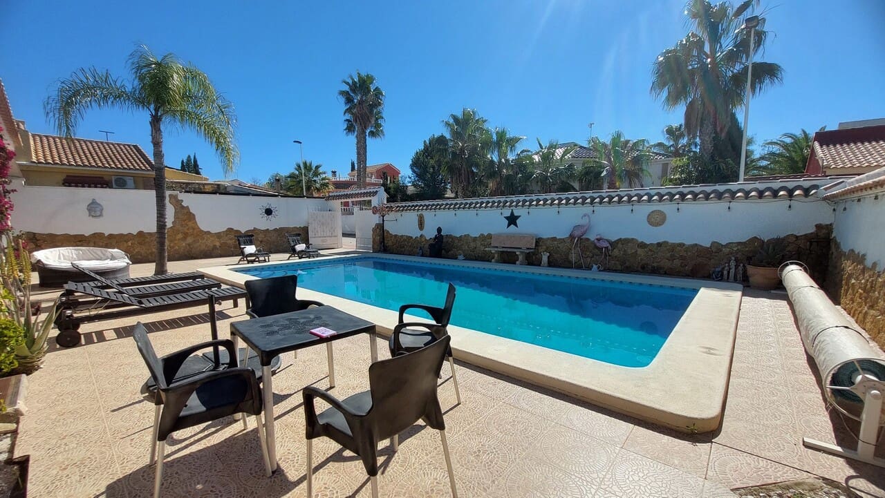 2 soverom Villa til salgs i Camposol med svømmebasseng - € 220 000 (Ref: 9685501)