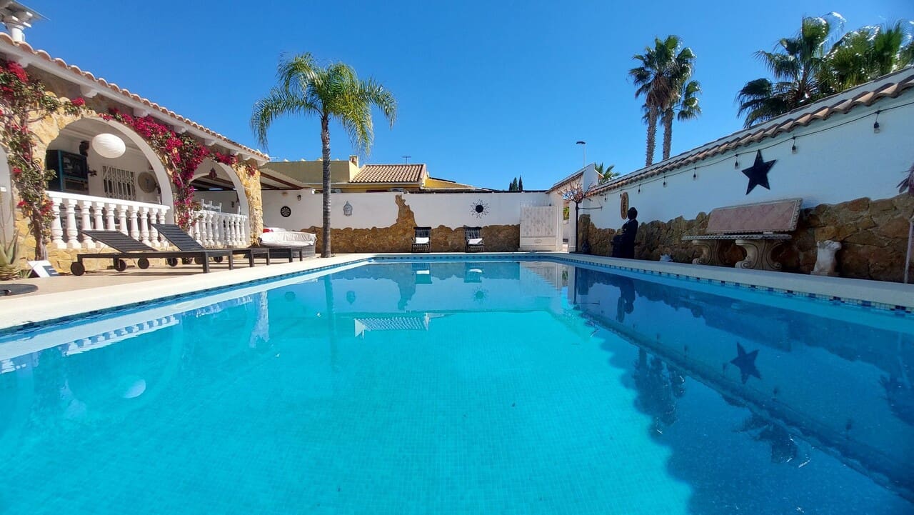 2 soverom Villa til salgs i Camposol med svømmebasseng - € 220 000 (Ref: 9685501)