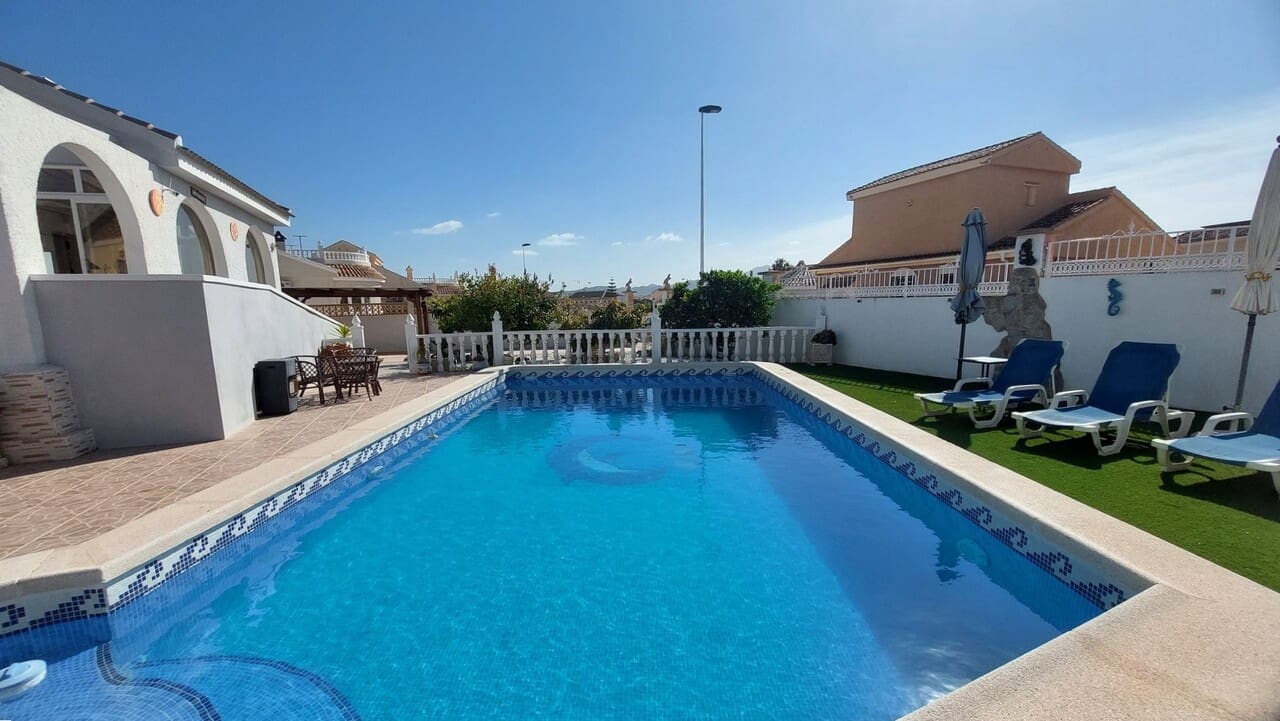 3 bedroom Villa for sale in Camposol with pool - € 245,000 (Ref: 9720625)