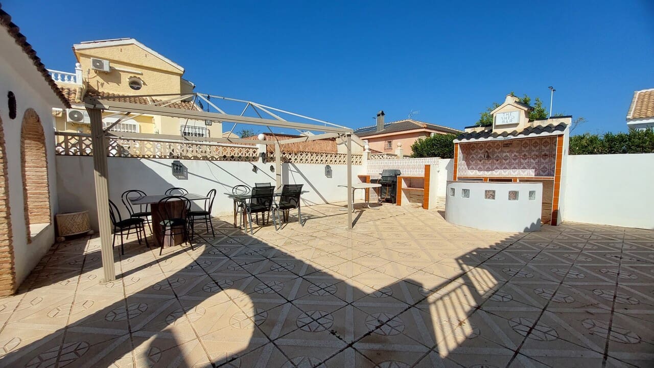 3 bedroom Villa for sale in Camposol with pool - € 245,000 (Ref: 9720625)
