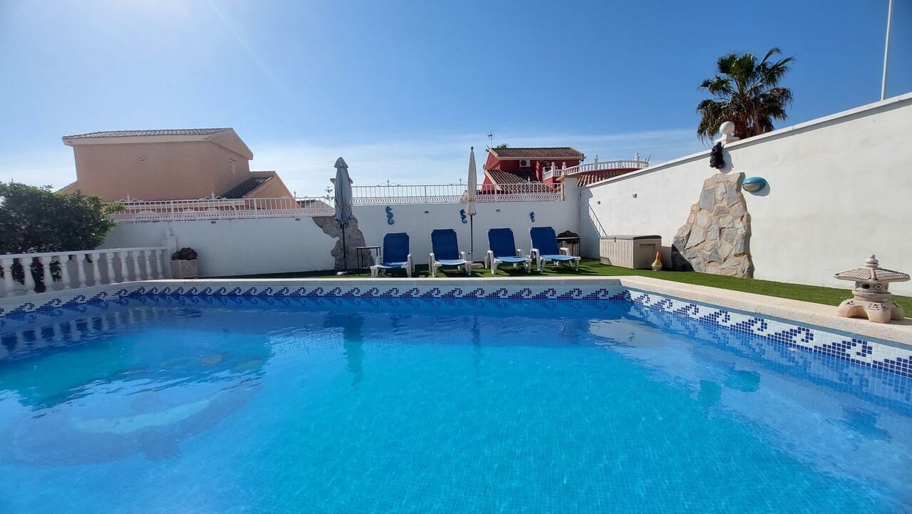 3 bedroom Villa for sale in Camposol with pool - € 245,000 (Ref: 9720625)