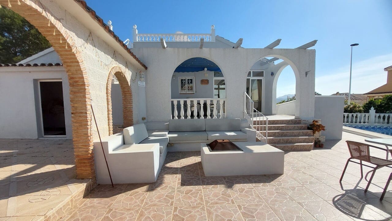 3 bedroom Villa for sale in Camposol with pool - € 245,000 (Ref: 9720625)