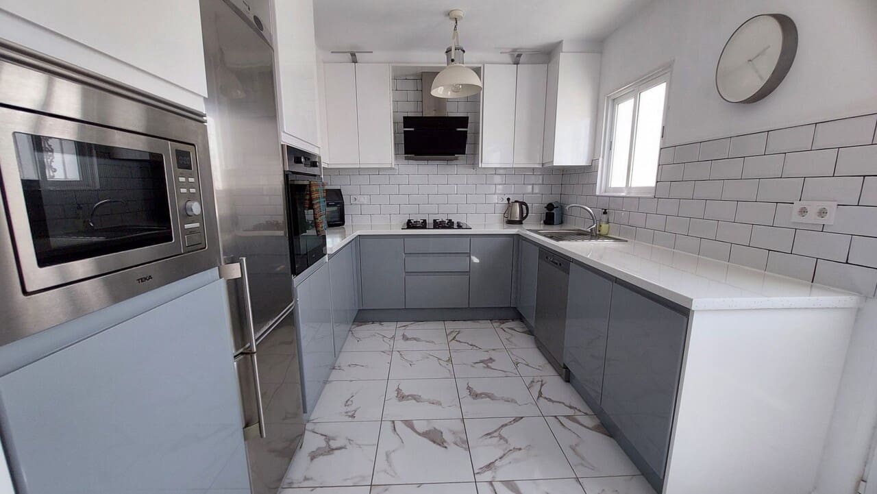 4 soveværelse Villa til salg i Camposol med swimmingpool - € 325.000 (Ref: 9761316)