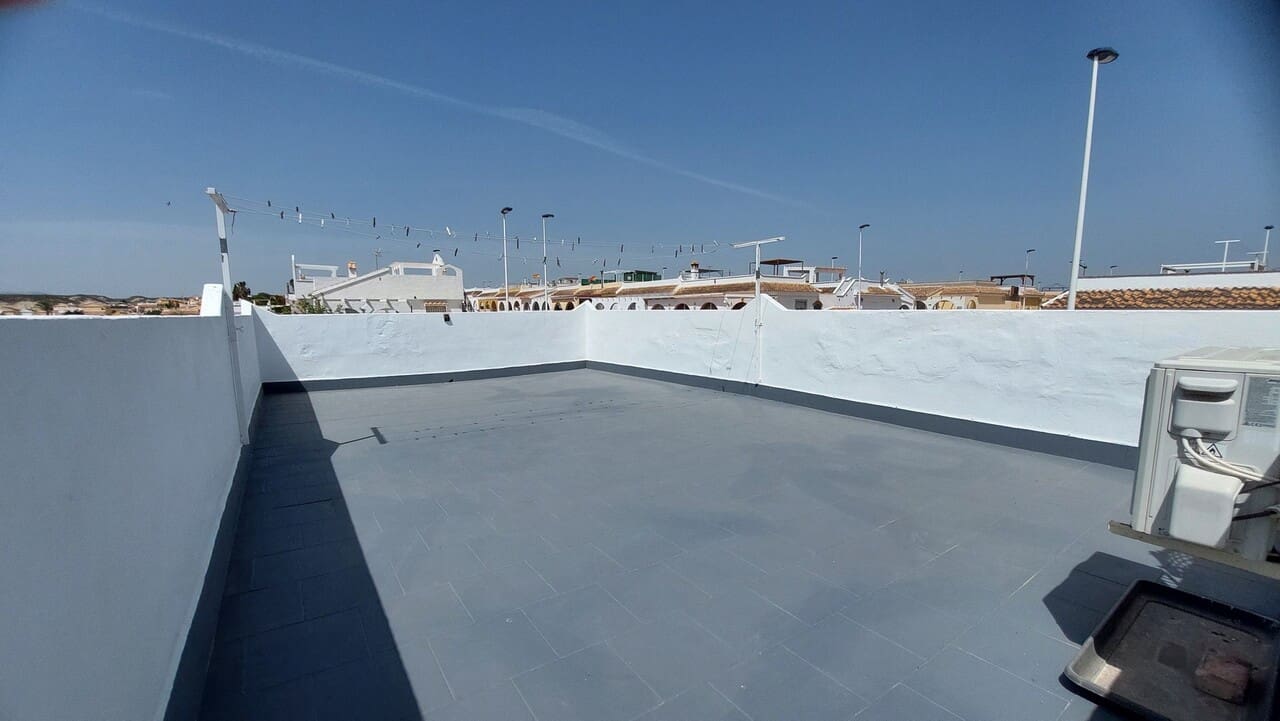 4 soveværelse Villa til salg i Camposol med swimmingpool - € 325.000 (Ref: 9761316)