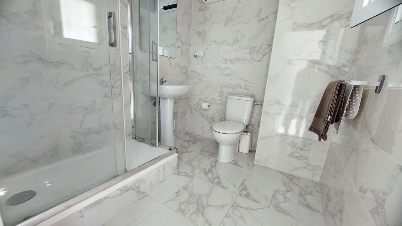 4 quarto Moradia para venda em Camposol com piscina - 299 950 € (Ref: 9809860)