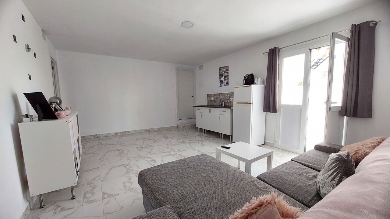 4 quarto Moradia para venda em Camposol com piscina - 299 950 € (Ref: 9809860)