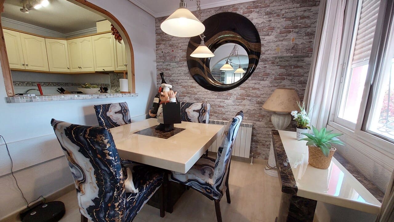 Chalet de 3 habitaciones en Camposol en venta con piscina - 285.000 € (Ref: 9819379)