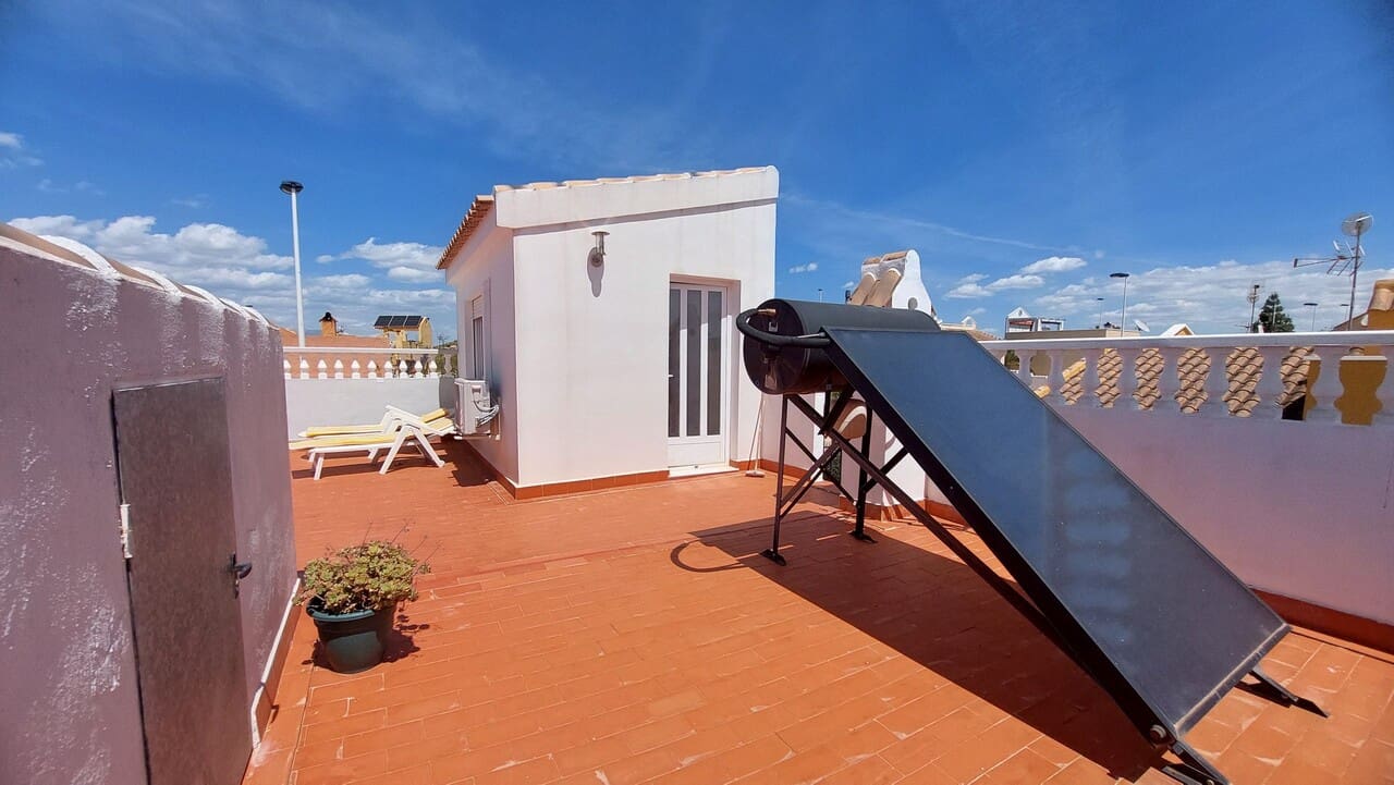 Chalet de 3 habitaciones en Camposol en venta con piscina - 285.000 € (Ref: 9819379)