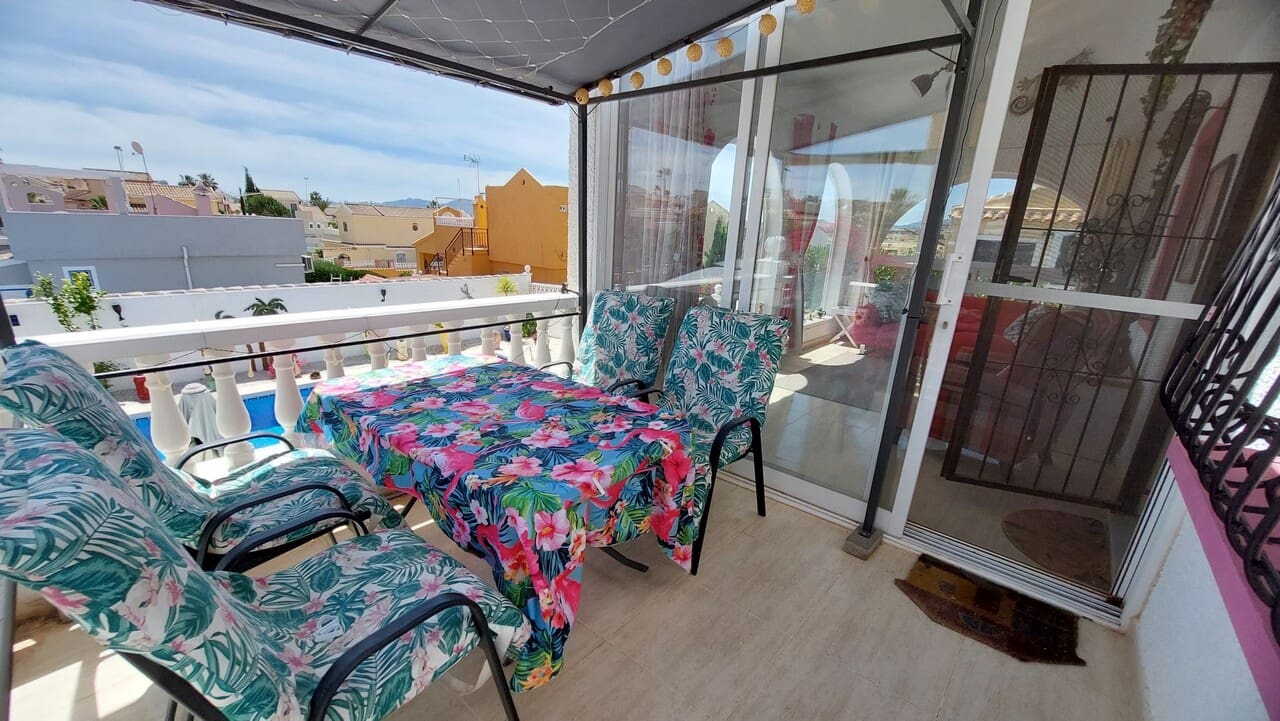 Chalet de 3 habitaciones en Camposol en venta con piscina - 285.000 € (Ref: 9819379)
