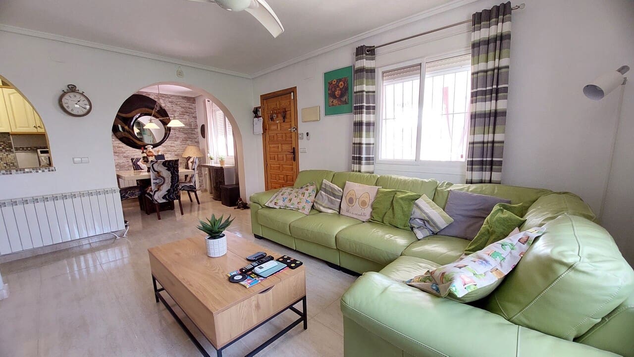 Chalet de 3 habitaciones en Camposol en venta con piscina - 285.000 € (Ref: 9819379)