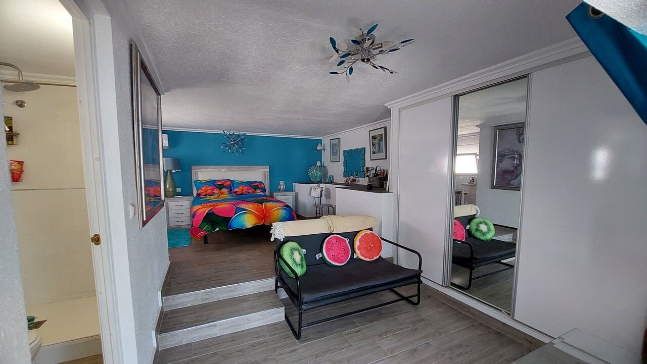 Chalet de 3 habitaciones en Camposol en venta con piscina - 285.000 € (Ref: 9819379)