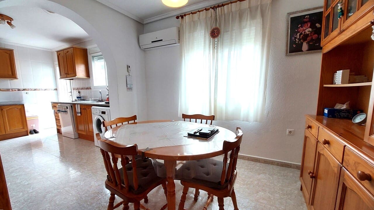 Chalet de 3 habitaciones en Camposol en venta con piscina - 199.995 € (Ref: 9823800)