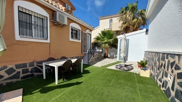 Chalet de 3 habitaciones en Camposol, Mazarrón en venta con piscina - 199.995 € (Ref: 9823800)