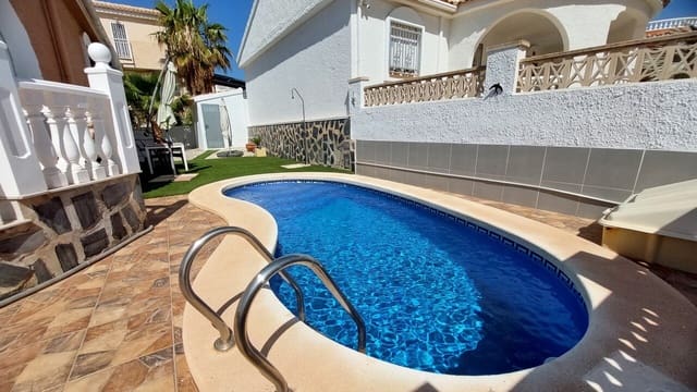 Chalet de 3 habitaciones en Camposol, Mazarrón en venta con piscina - 199.995 € (Ref: 9823800)