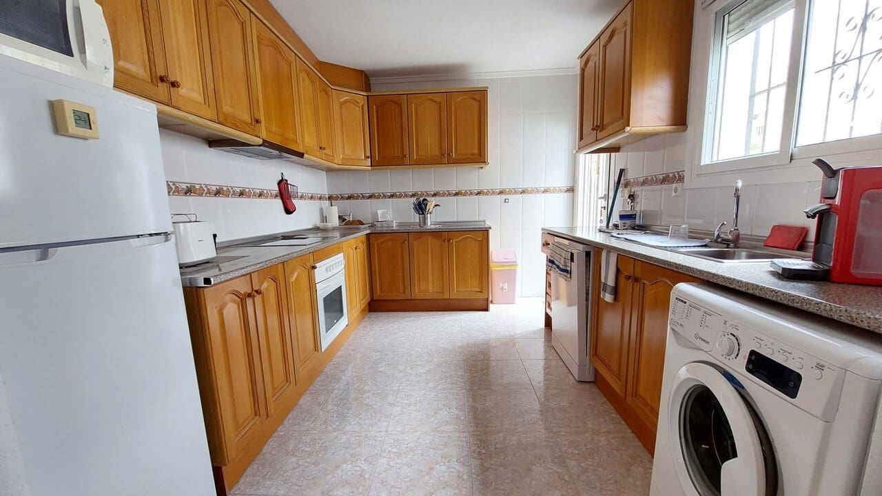 Chalet de 3 habitaciones en Camposol en venta con piscina - 199.995 € (Ref: 9823800)