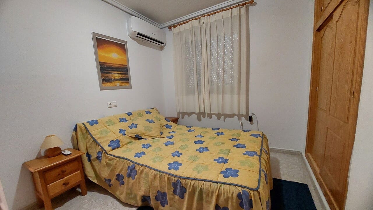 Chalet de 3 habitaciones en Camposol en venta con piscina - 199.995 € (Ref: 9823800)