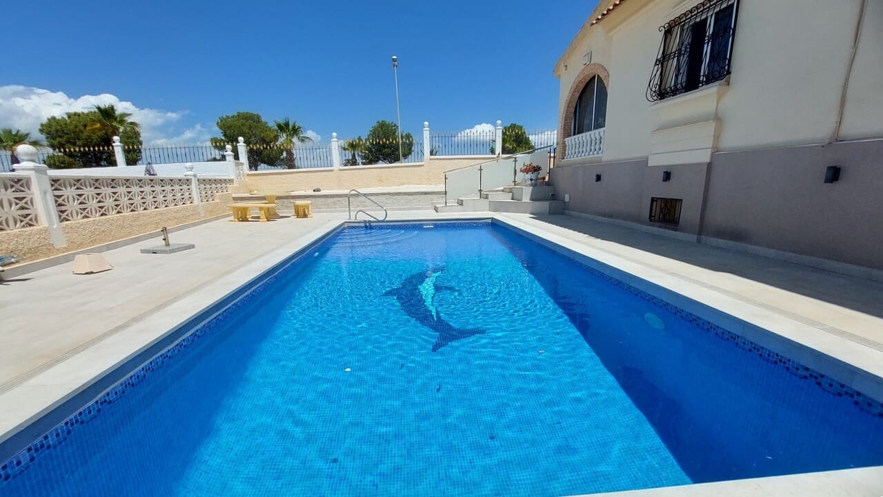 2 bedroom Villa for sale in Camposol with pool - € 265,000 (Ref: 9830329)