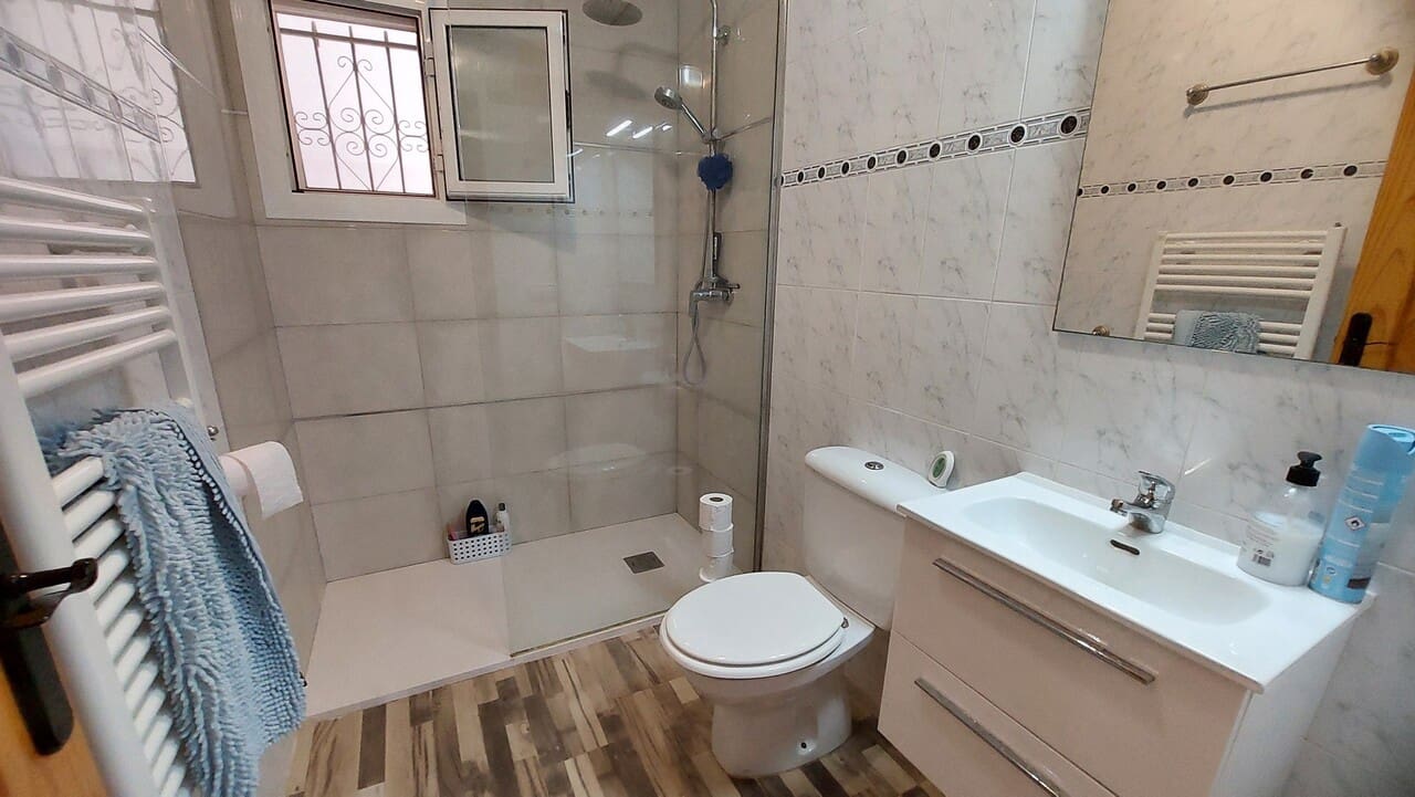 2 bedroom Villa for sale in Camposol with pool - € 265,000 (Ref: 9830329)