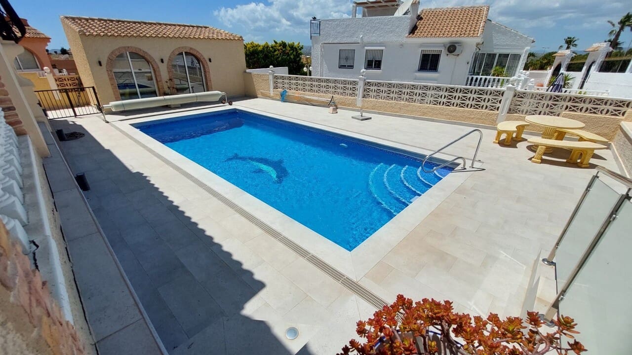 2 bedroom Villa for sale in Camposol with pool - € 265,000 (Ref: 9830329)