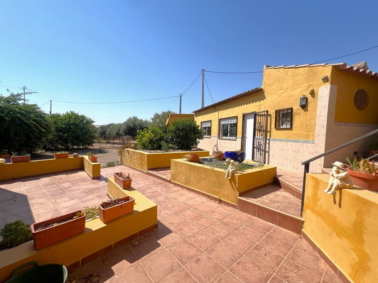 4 Zimmer Villa zu verkaufen in La Pinilla mit Pool - 220.000 € (Ref: 9849952)
