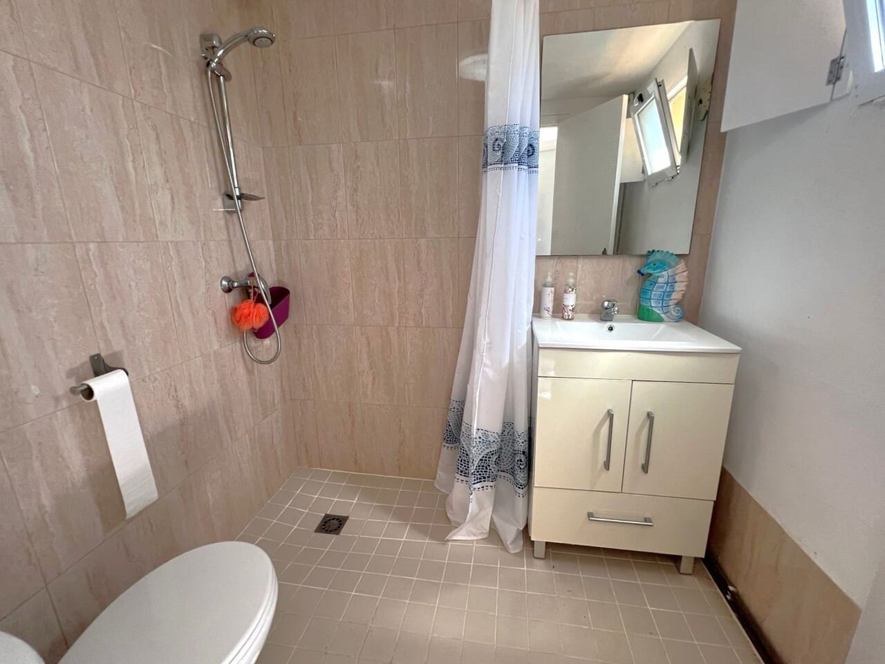 4 Zimmer Villa zu verkaufen in La Pinilla mit Pool - 220.000 € (Ref: 9849952)