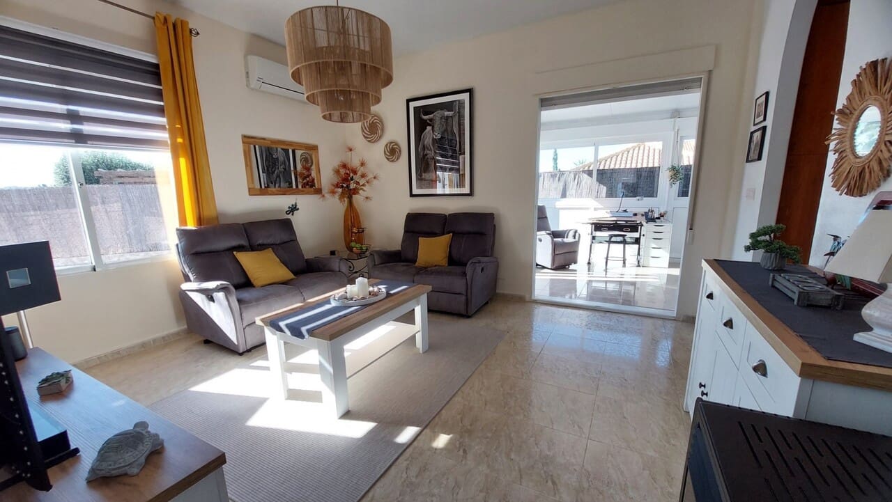 2 bedroom Villa for sale in Mazarron with pool - € 249,995 (Ref: 9854280)