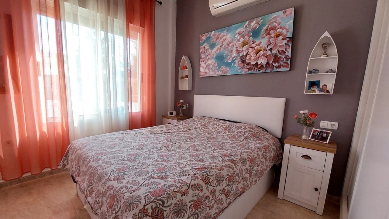 2 bedroom Villa for sale in Mazarron with pool - € 249,995 (Ref: 9854280)