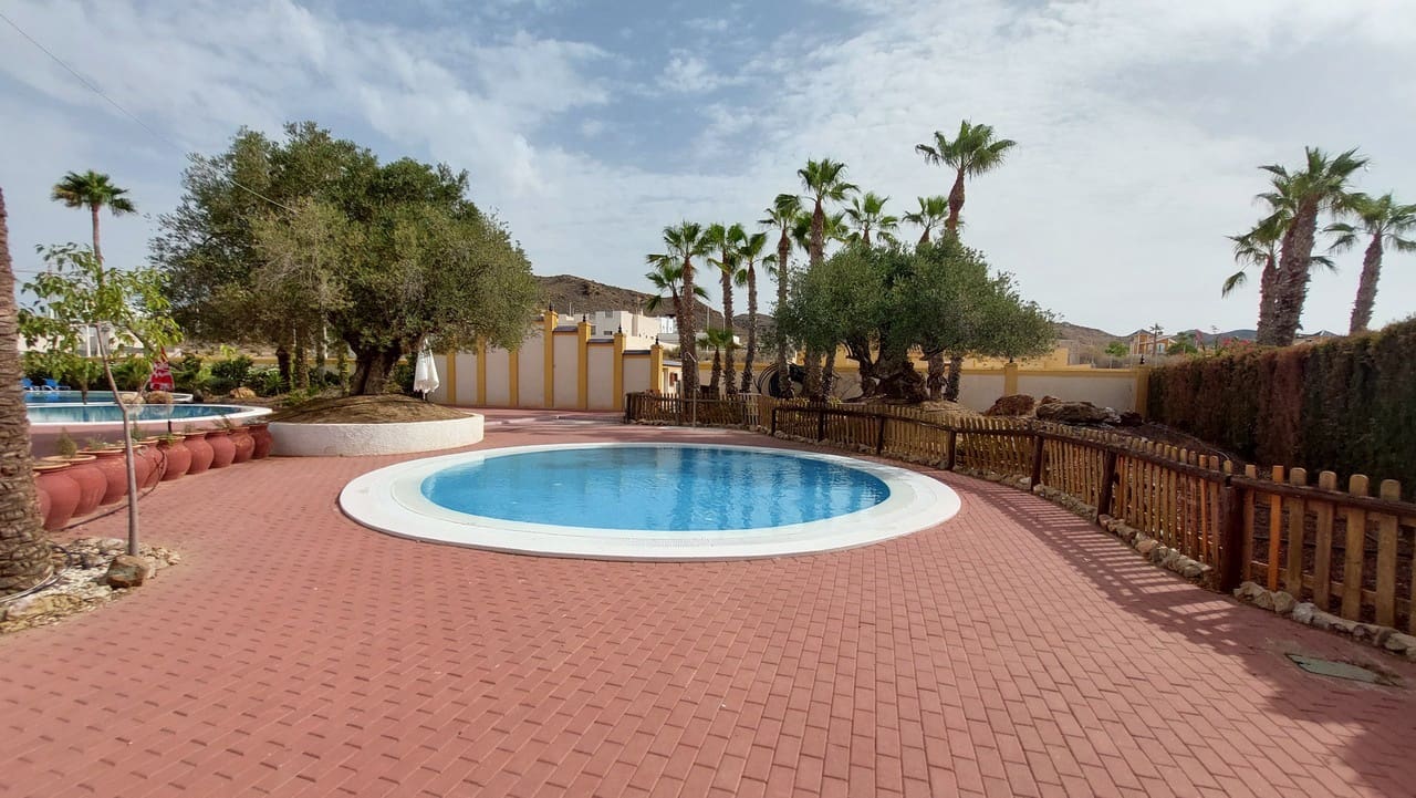 2 bedroom Villa for sale in Mazarron with pool - € 249,995 (Ref: 9854280)