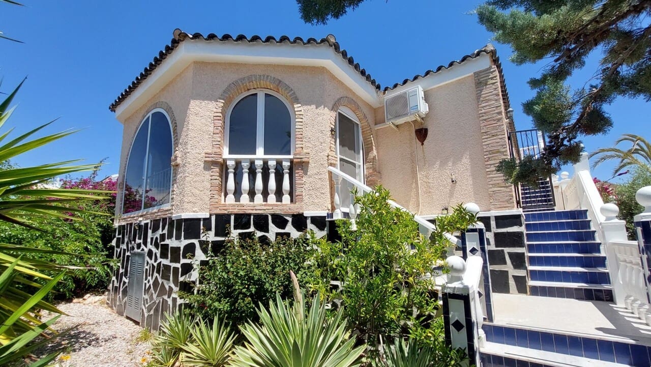 3 bedroom Villa for sale in Camposol with pool - € 249,950 (Ref: 9858813)
