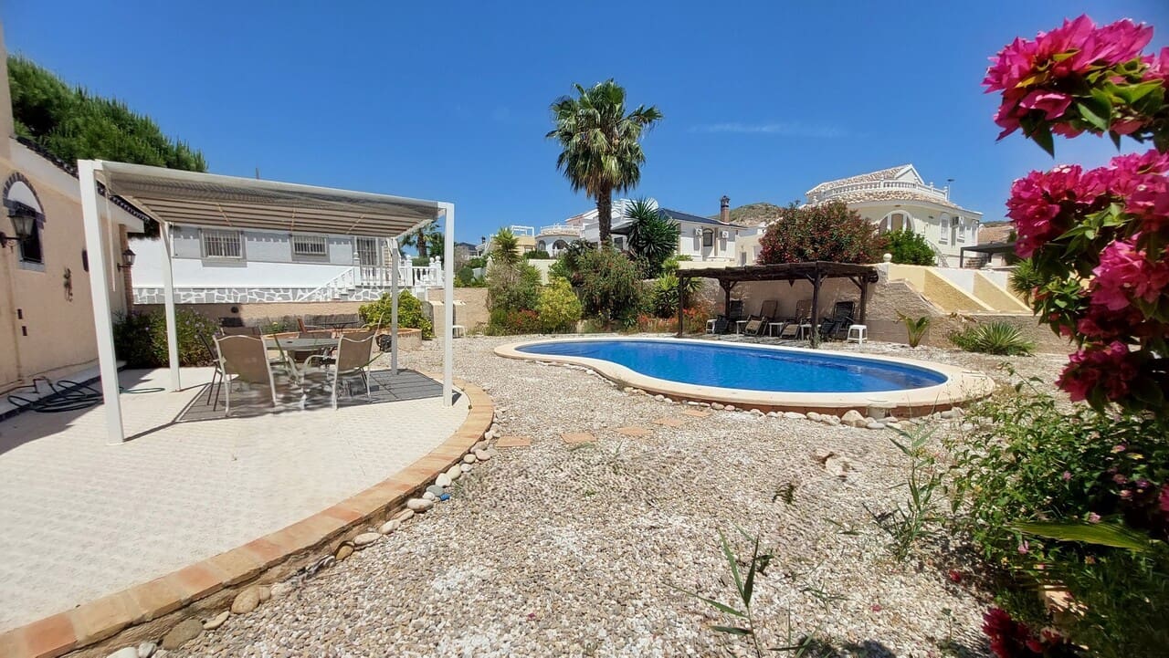 3 bedroom Villa for sale in Camposol with pool - € 249,950 (Ref: 9858813)