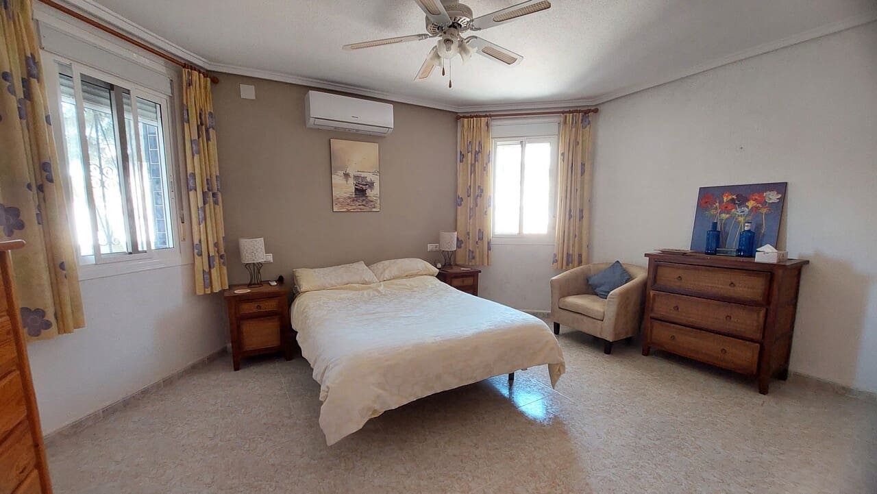 3 bedroom Villa for sale in Camposol with pool - € 249,950 (Ref: 9858813)