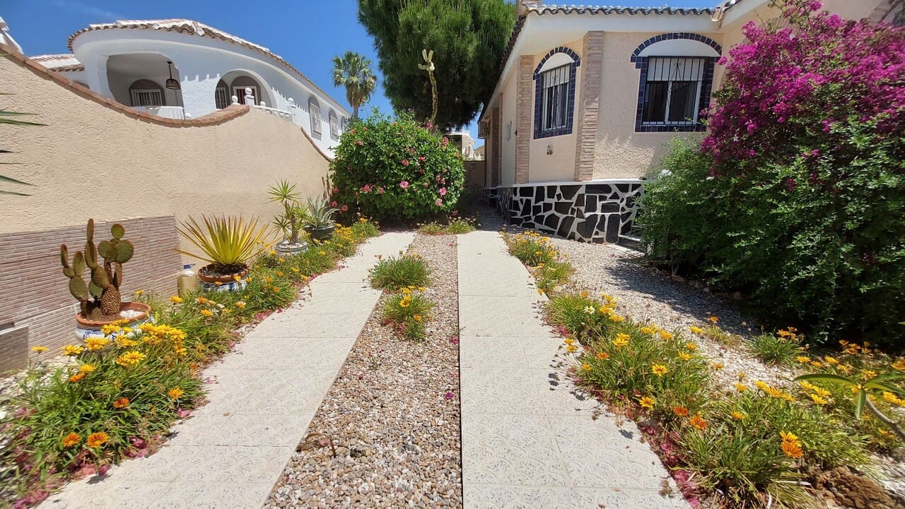 3 bedroom Villa for sale in Camposol with pool - € 249,950 (Ref: 9858813)