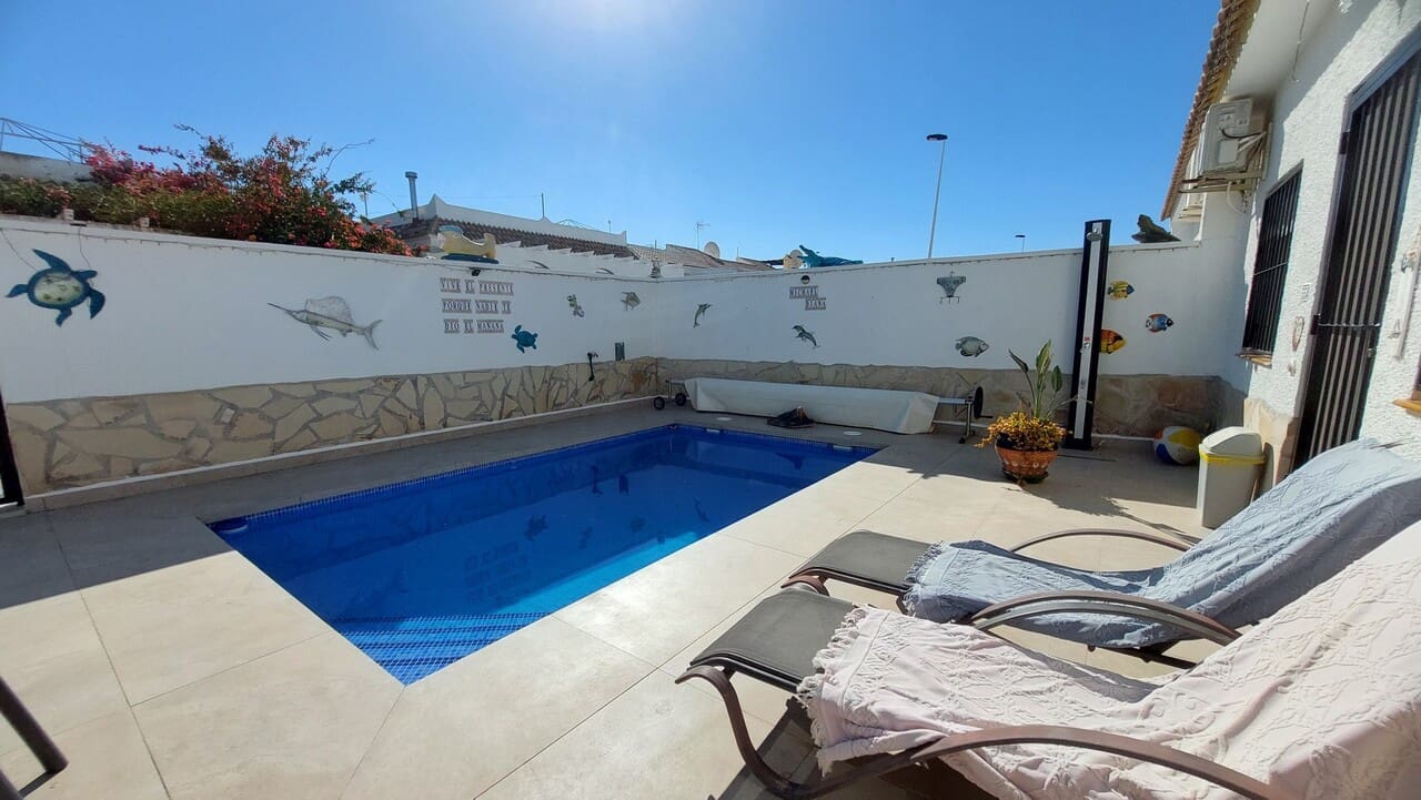 2 chambre Villa/Maison à vendre à Camposol avec piscine - 149 995 € (Ref: 9867609)
