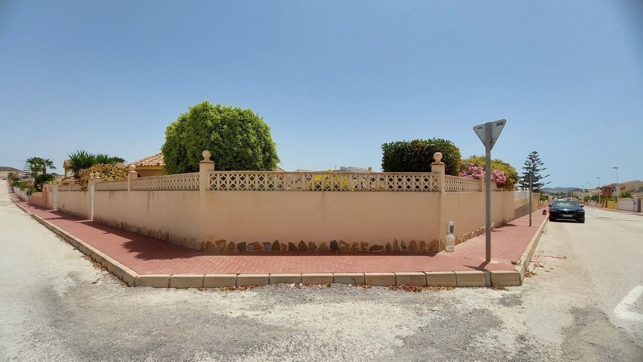 2 chambre Villa/Maison à vendre à Camposol avec piscine - 219 995 € (Ref: 9913810)