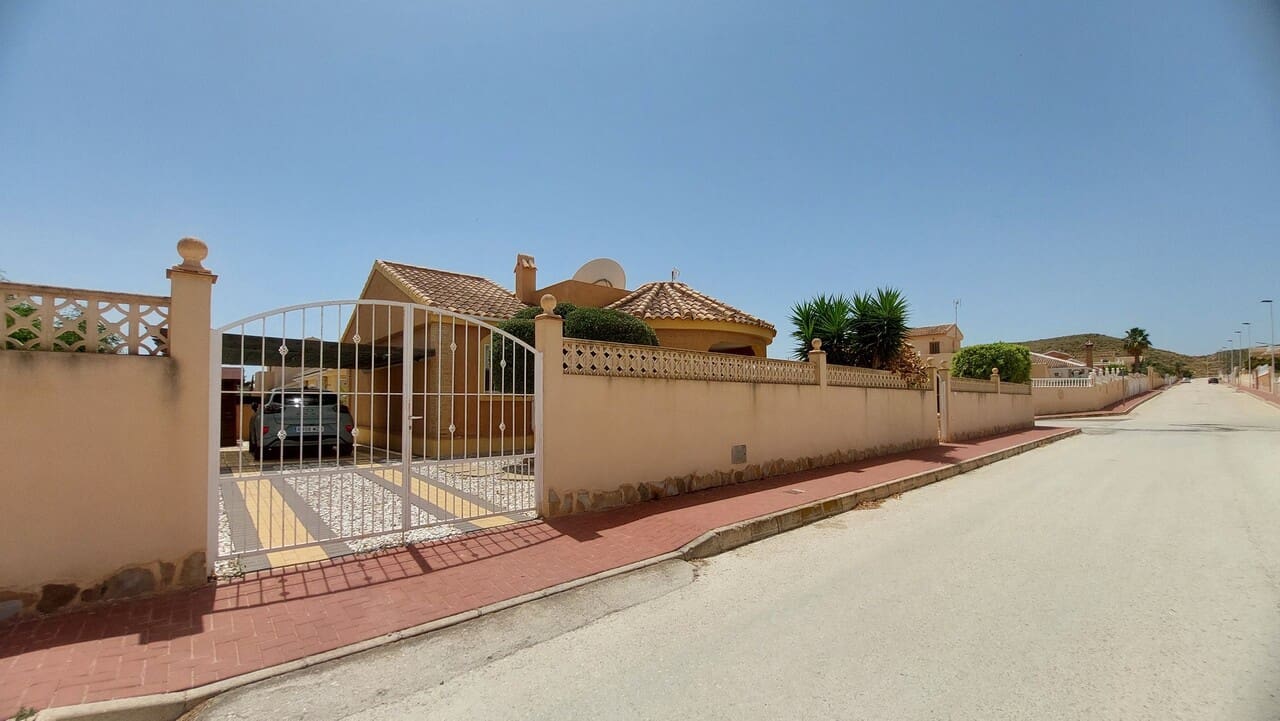 2 chambre Villa/Maison à vendre à Camposol avec piscine - 219 995 € (Ref: 9913810)