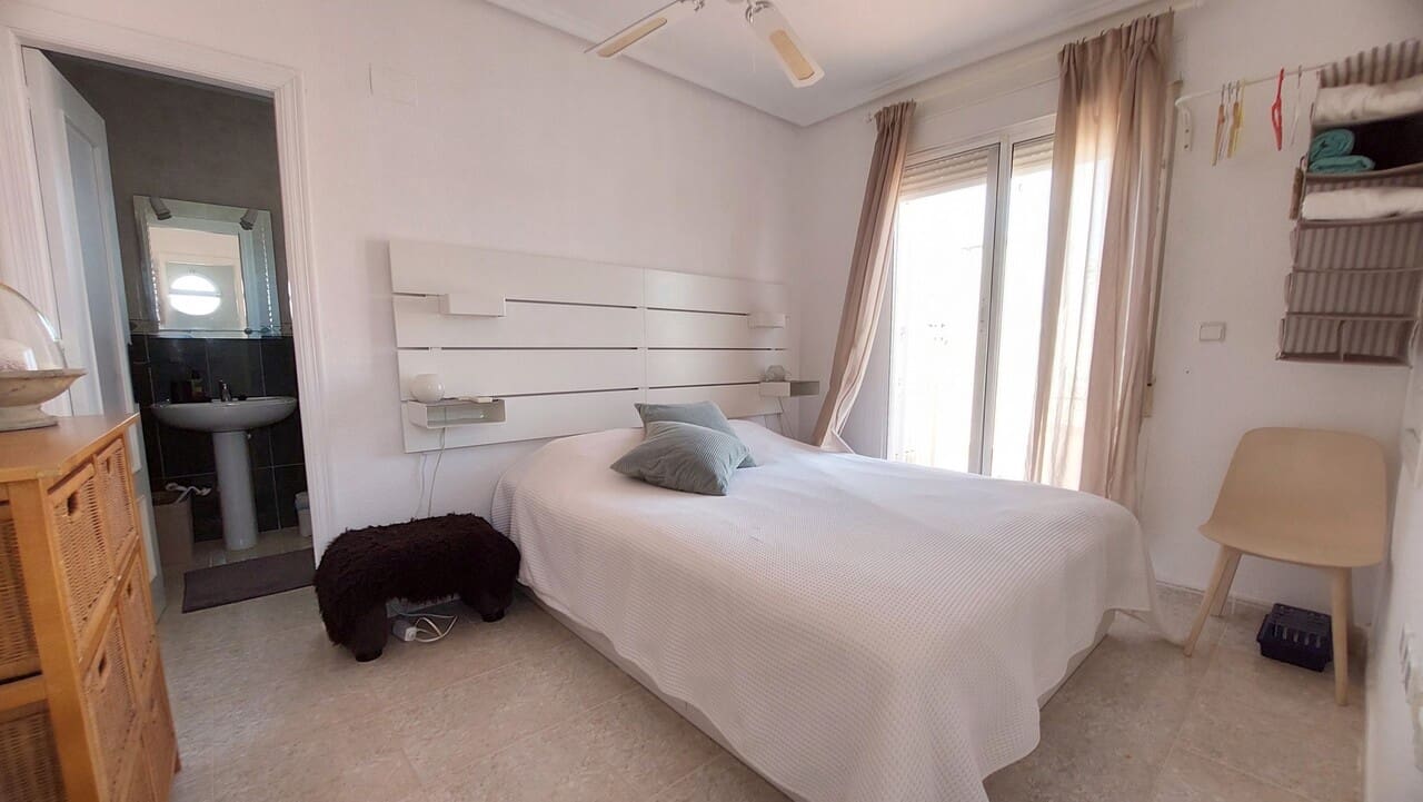 3 sovrum Villa till salu i Camposol med pool - 339 500 € (Ref: 9914692)
