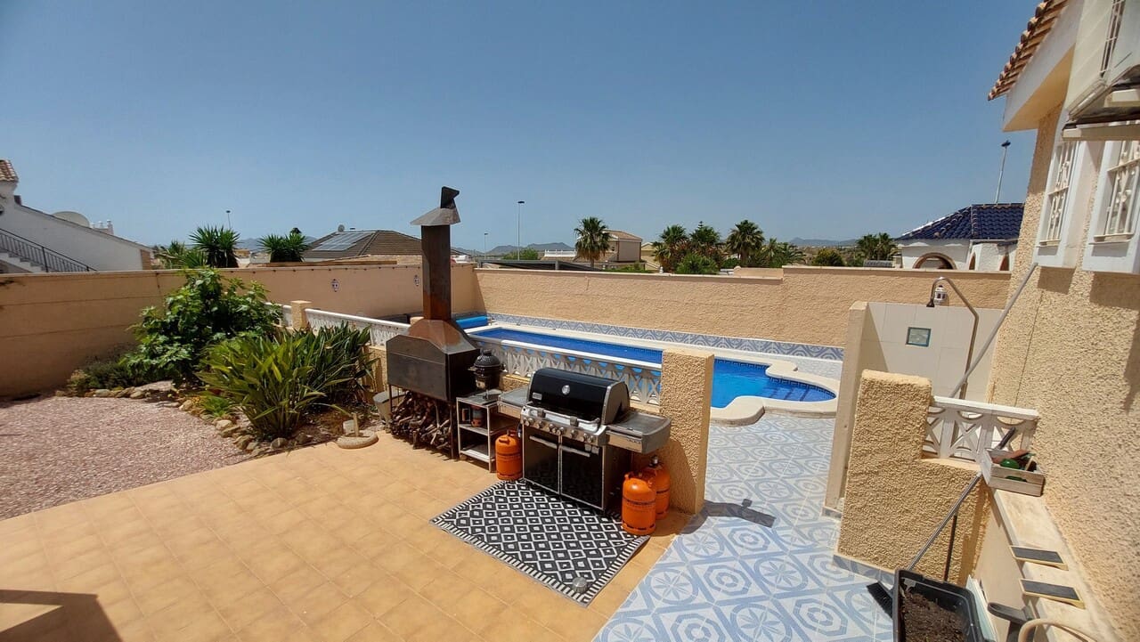 3 sovrum Villa till salu i Camposol med pool - 339 500 € (Ref: 9914692)