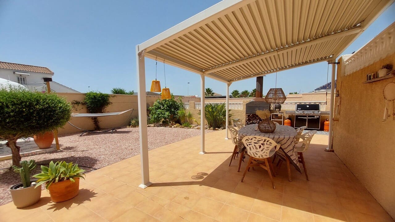 3 sovrum Villa till salu i Camposol med pool - 339 500 € (Ref: 9914692)