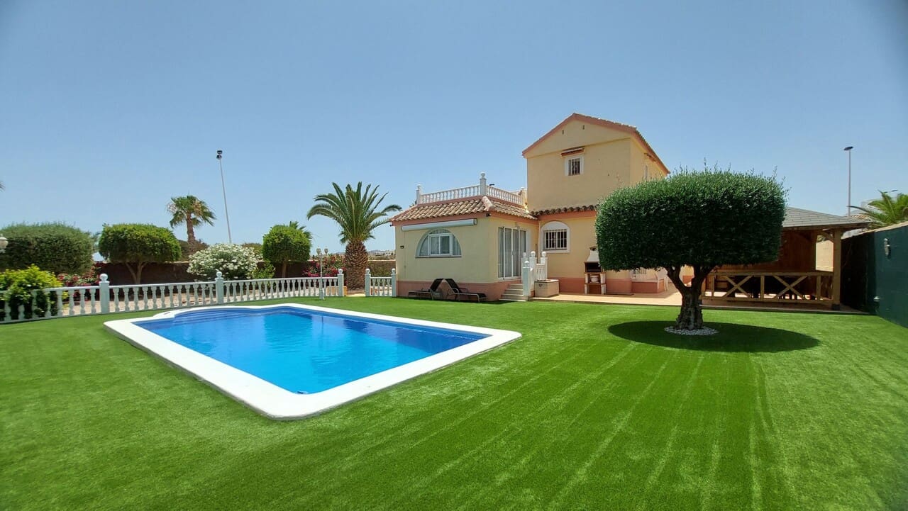 3 sovrum Villa till salu i Camposol med pool - 299 995 € (Ref: 9918645)