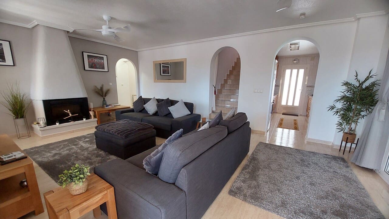 3 sovrum Villa till salu i Camposol med pool - 299 995 € (Ref: 9918645)
