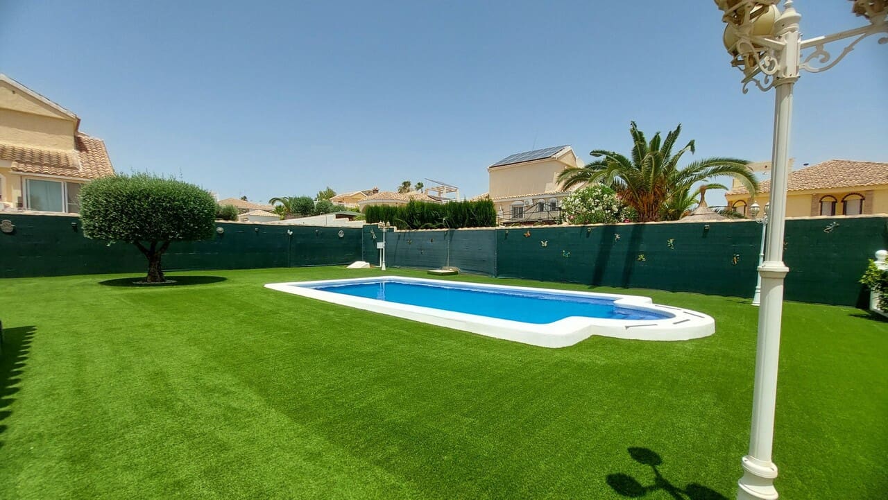 3 sovrum Villa till salu i Camposol med pool - 299 995 € (Ref: 9918645)