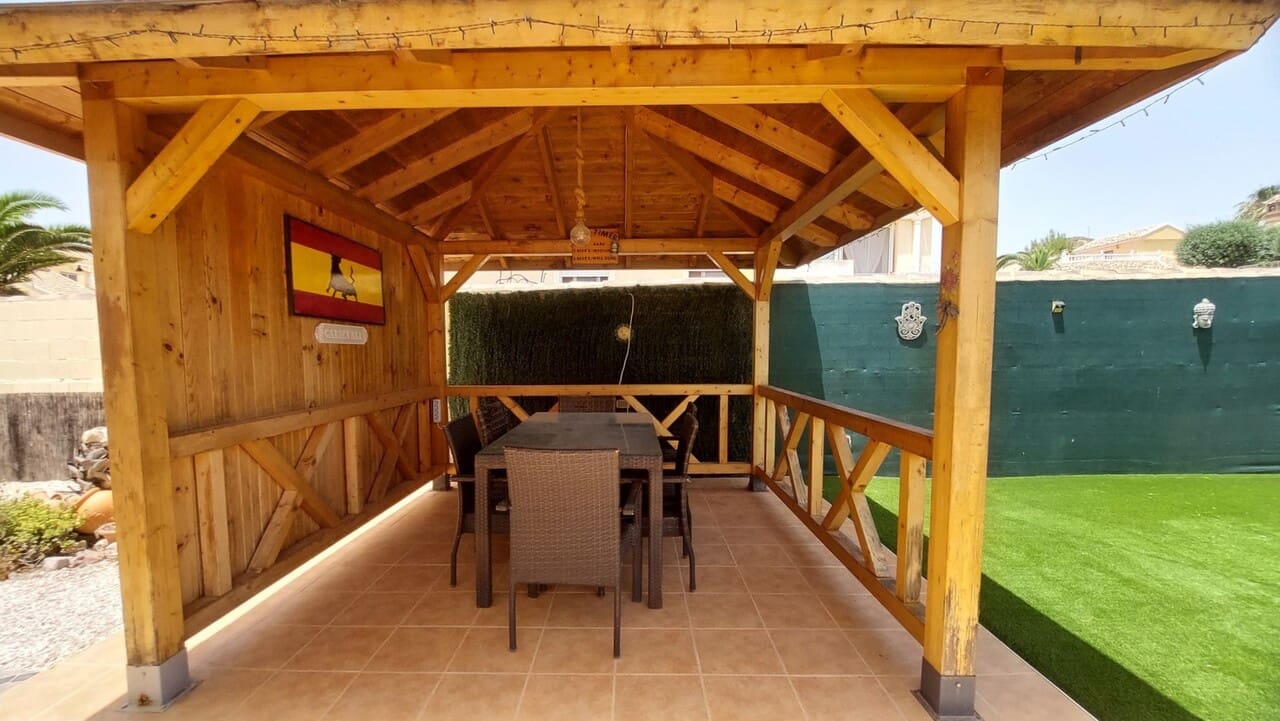 3 sovrum Villa till salu i Camposol med pool - 299 995 € (Ref: 9918645)