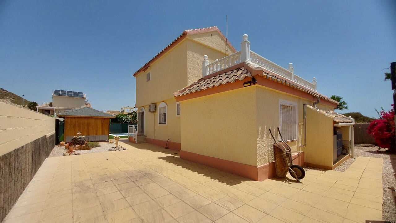 3 sovrum Villa till salu i Camposol med pool - 299 995 € (Ref: 9918645)