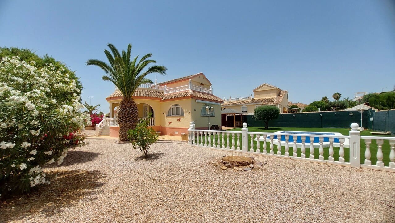 3 sovrum Villa till salu i Camposol med pool - 299 995 € (Ref: 9918645)