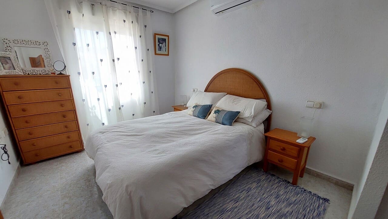 2 chambre Villa/Maison à vendre à Camposol avec piscine - 227 500 € (Ref: 9921437)