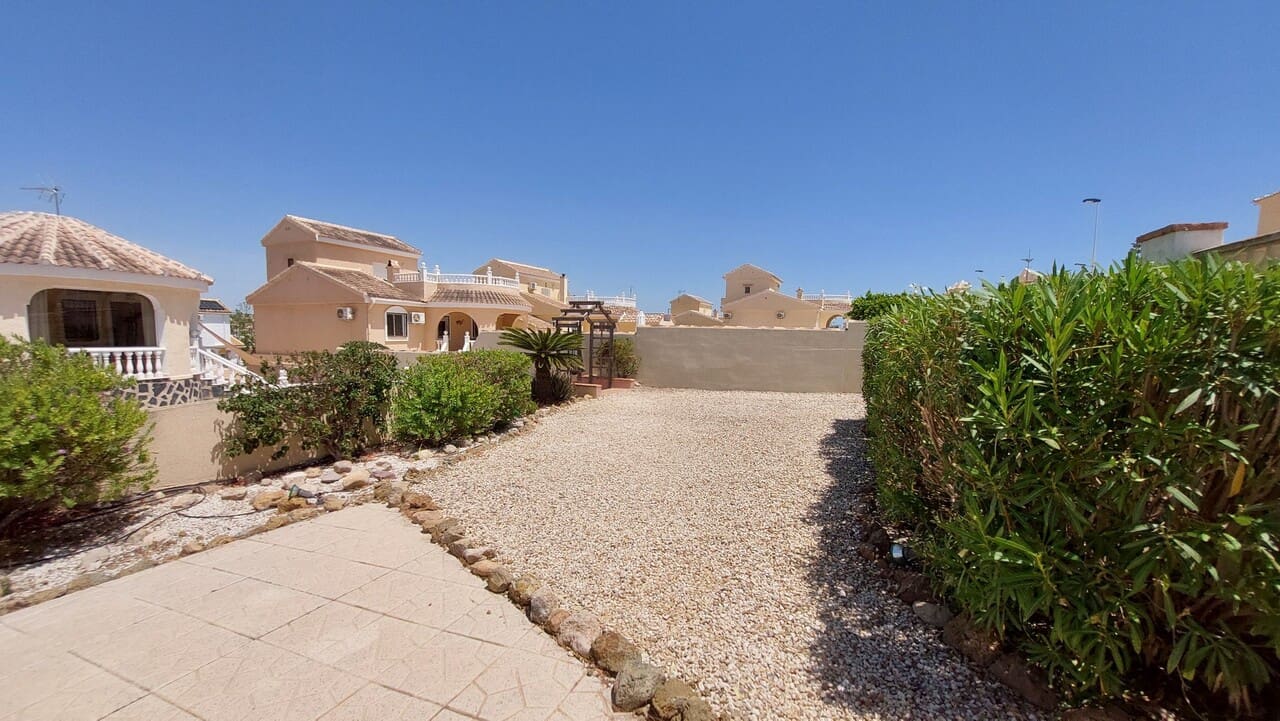 2 chambre Villa/Maison à vendre à Camposol avec piscine - 227 500 € (Ref: 9921437)