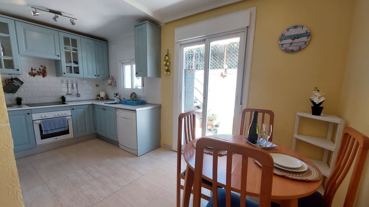 2 slaapkamer Rijtjeshuis te koop in Camposol - € 112.500 (Ref: 9923027)